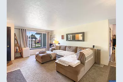 5021 Daniel St S, Salem, OR 97306 - Photo 29