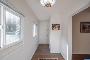 48785 Santiam Hwy, Sweet Home, OR 97329 - Photo 45