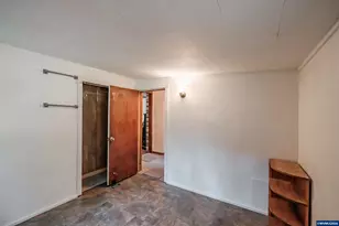 48785 Santiam Hwy, Sweet Home, OR 97329 - Photo 21