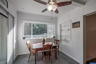 48785 Santiam Hwy, Sweet Home, OR 97329 - Photo 17
