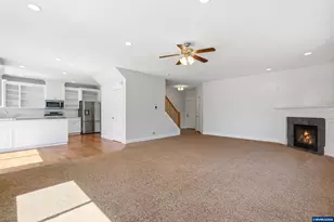 1964 Jamison Dr SE, Salem, OR 97306 - Photo 11