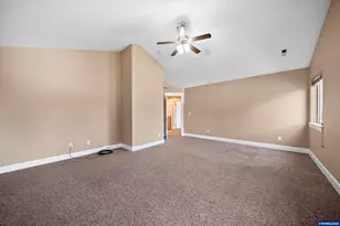 1964 Jamison Dr SE, Salem, OR 97306 - Photo 39