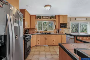 1760 SW Goucher Ct, McMinnville, OR 97128 - Photo 19