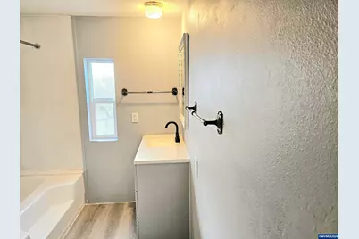 612 N Cascade (#25) Dr, Woodburn, OR 97071 - Photo 15