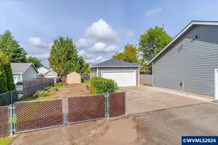 605 NW Orchard Dr, Dallas, OR 97338 - Photo 13