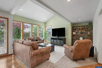 2072 22nd Av SE, Albany, OR 97322 - Photo 7