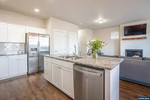 760 S 16th St, Philomath, OR 97370 - Photo 11