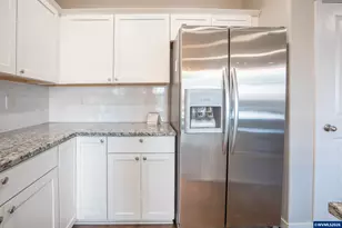 760 S 16th St, Philomath, OR 97370 - Photo 13