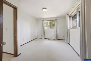 1290 Scenic View Dr, Stayton, OR 97383 - Photo 19