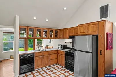 160 SE Mayberry Av, Corvallis, OR 97333 - Photo 15