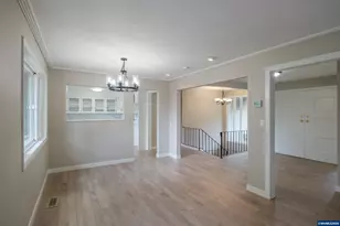 3385 Balsam Dr S, Salem, OR 97302 - Photo 23