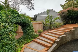 3385 Balsam Dr S, Salem, OR 97302 - Photo 5