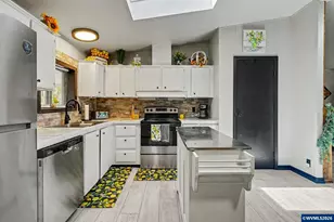 632 Windemere St, Aumsville, OR 97101 - Photo 15
