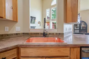 1140 46th Avenue, Sweet Home, OR 97386 - Photo 13