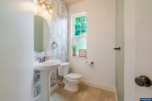 1140 46th Avenue, Sweet Home, OR 97386 - Photo 17