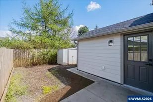 2404 10th St, Tillamook, OR 97141 - Photo 31