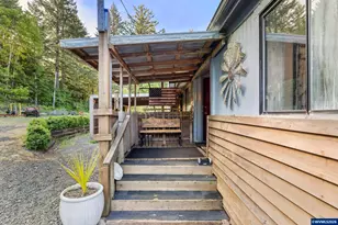 3543 Crooked Finger Rd NE, Scotts Mills, OR 97375 - Photo 3