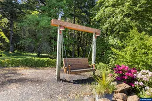 3543 Crooked Finger Rd NE, Scotts Mills, OR 97375 - Photo 45