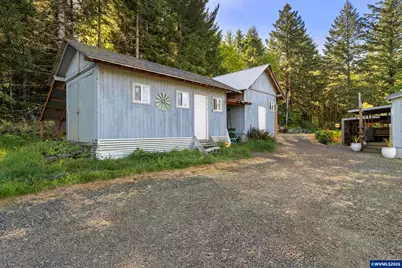 3543 Crooked Finger Rd NE, Scotts Mills, OR 97375 - Photo 41