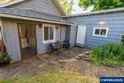 724 N Main St, Brownsville, OR 97327 - Photo 29