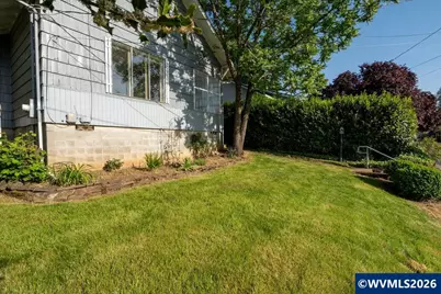724 N Main St, Brownsville, OR 97327 - Photo 7