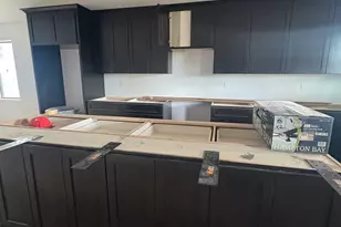 2456 Phillips Wy, Lebanon, OR 97355 - Photo 3