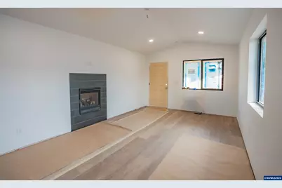2456 Phillips Wy, Lebanon, OR 97355 - Photo 7