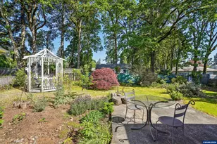 1143 Lansford Dr SE, Salem, OR 97302 - Photo 31