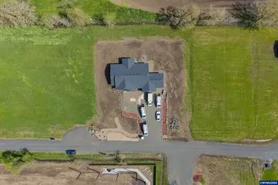 348 E Kisling Av, Brownsville, OR 97327 - Photo 27