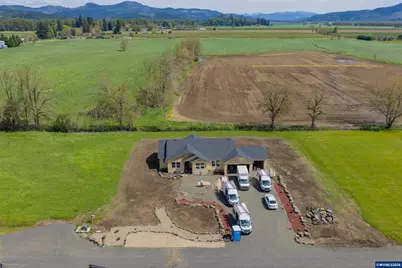 348 E Kisling Av, Brownsville, OR 97327 - Photo 13