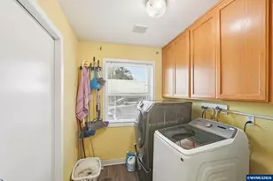 4055 Silverton Rd NE, Salem, OR 97305 - Photo 15