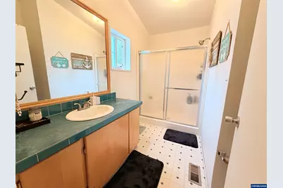 40159 Highway 228, Sweet Home, OR 97386 - Photo 11