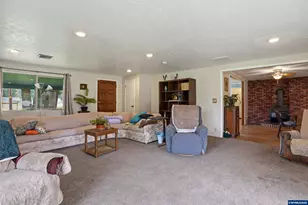 48974 SE Fairview St, Mill City, OR 97360 - Photo 11