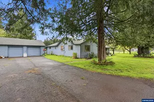 48974 SE Fairview St, Mill City, OR 97360 - Photo 27