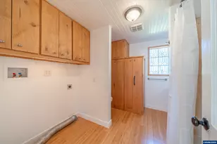 43 NW Knoxville St, Yachats, OR 97498 - Photo 9