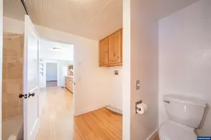 43 NW Knoxville St, Yachats, OR 97498 - Photo 11