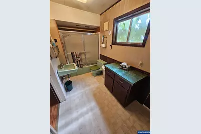 427 NE Yamhill St, Sheridan, OR 97378 - Photo 13