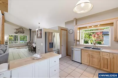 604 W Central Av, Gates, OR 97346 - Photo 13