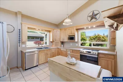 604 W Central Av, Gates, OR 97346 - Photo 11