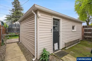 2410 Laurel Ave NE, Salem, OR 97301 - Photo 25