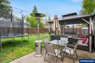 2410 Laurel Ave NE, Salem, OR 97301 - Photo 21