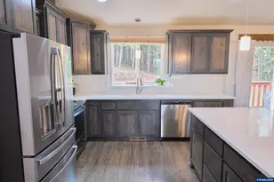 1305 SW Illihe Rd, Dallas, OR 97338 - Photo 7