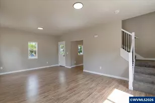 494 17th St SE, Salem, OR 97301 - Photo 3