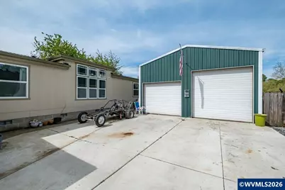 1060 23rd Av, Sweet Home, OR 97386 - Photo 3