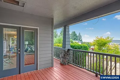 2470 Crestmont Cir S, Salem, OR 97302 - Photo 5