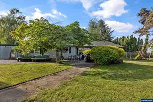 5665 Silverton Rd NE, Salem, OR 97305 - Photo 35
