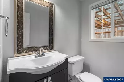 808 Melissa St SE, Salem, OR 97306 - Photo 11