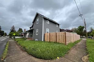 494 17th St SE, Salem, OR 97301 - Photo 3