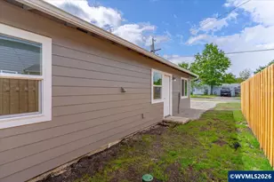 494 17th St SE, Salem, OR 97301 - Photo 7