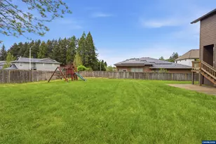 2021 Pikes Pass Ct SE, Salem, OR 97306 - Photo 41